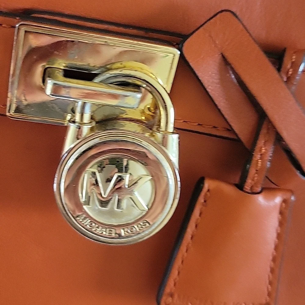 Michael Kors Hamilton Crosdbody Bag
